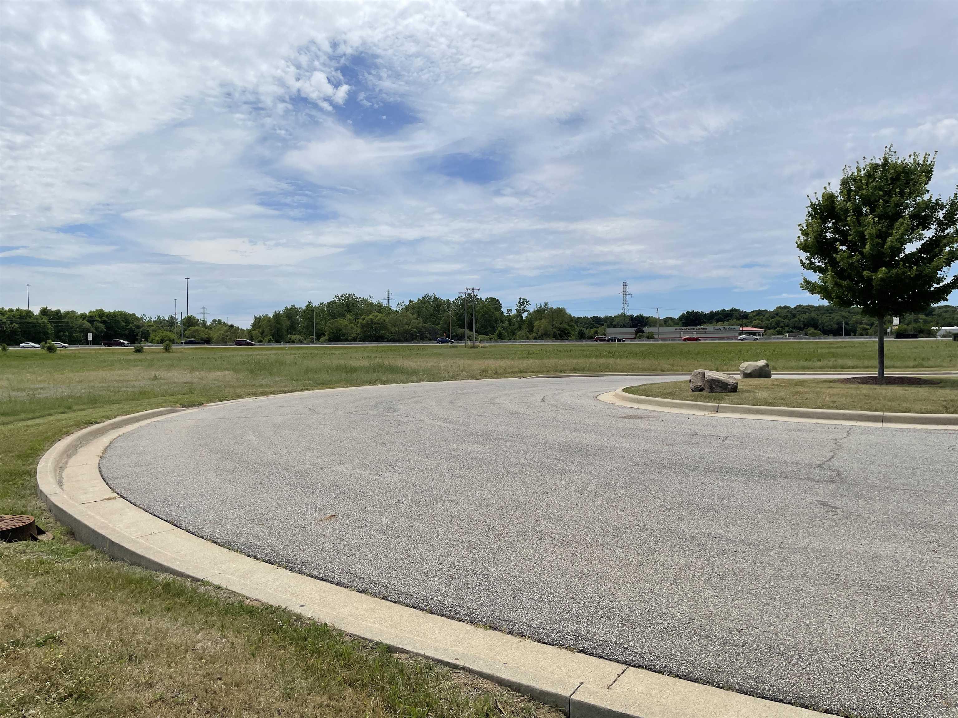 Lot 8 Parkway Avenue Elkhart IN 46516