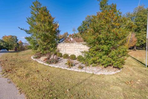 2701 Woodstone Lane Evansville IN 47712