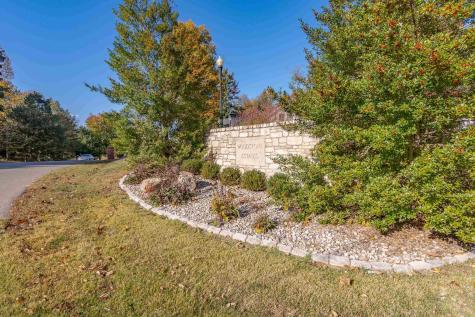 2701 Woodstone Lane Evansville IN 47712