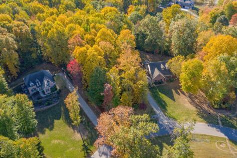 2701 Woodstone Lane Evansville IN 47712