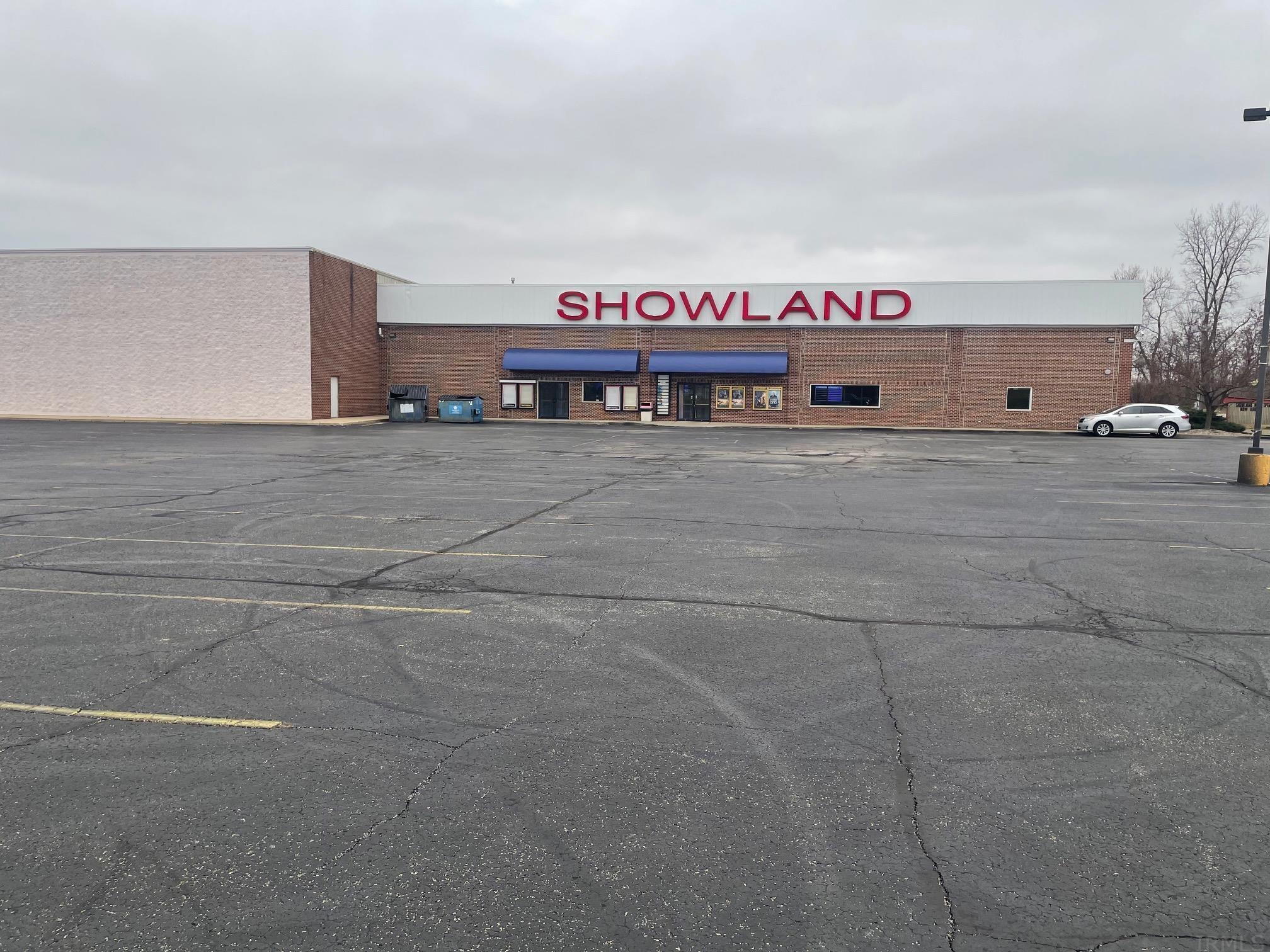 2745 N Oak Road Plymouth IN 46563